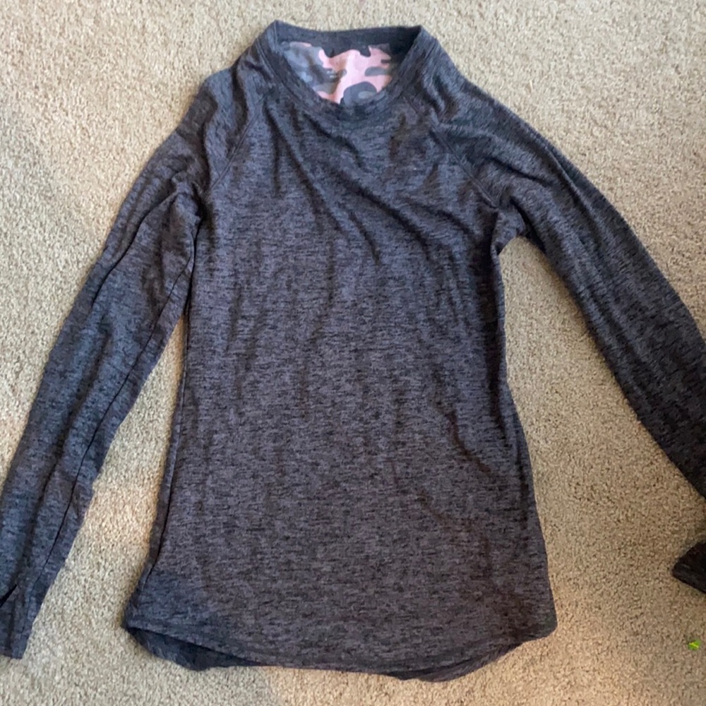 🍍6/$10🍍 cuddle duds top